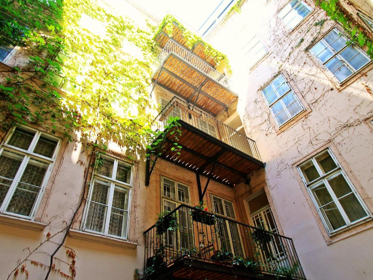 Apartment Judenplatz By Interhome فيينا المظهر الخارجي الصورة